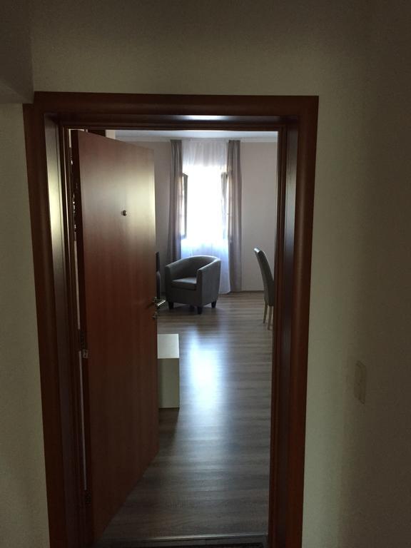 Apartments Petra スルニュ エクステリア 写真