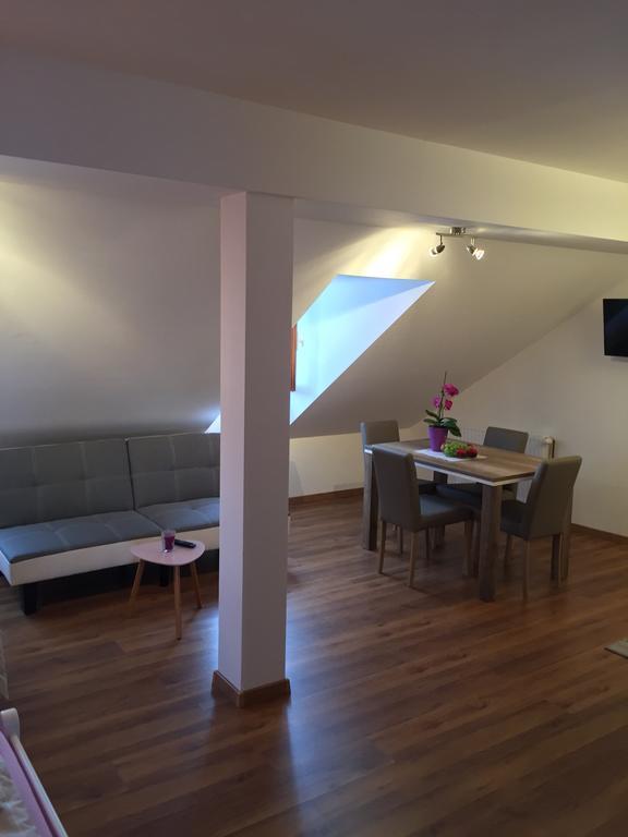 Apartments Petra スルニュ エクステリア 写真