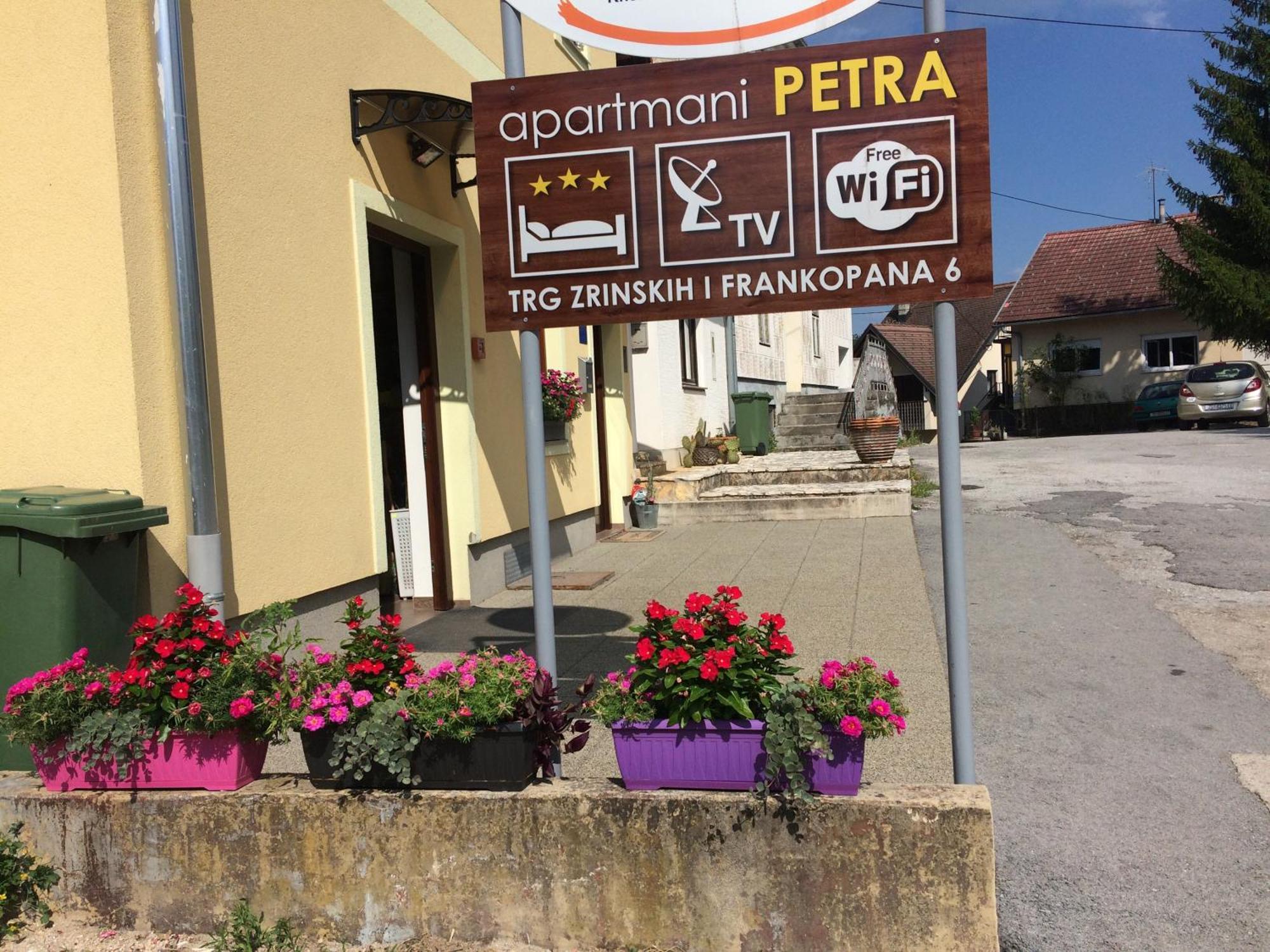 Apartments Petra スルニュ エクステリア 写真